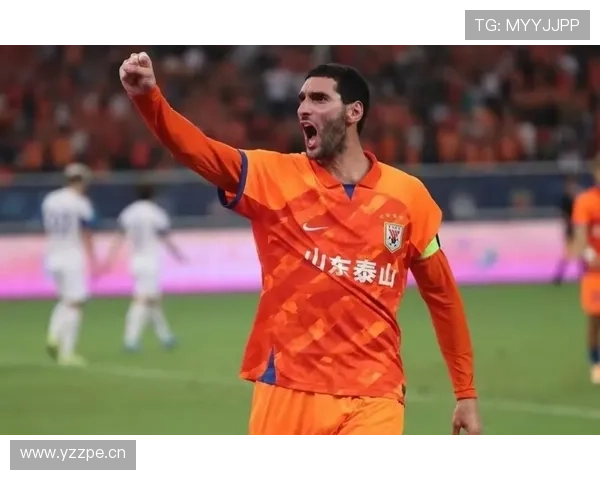 山东泰山中场控制力下滑,节奏紊乱致问题集中暴露 山东泰山中场控制力下滑,节奏紊乱致问题集中暴露