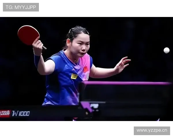 何卓佳穿西装的样子，怎么比她赛场上还要狠啊？